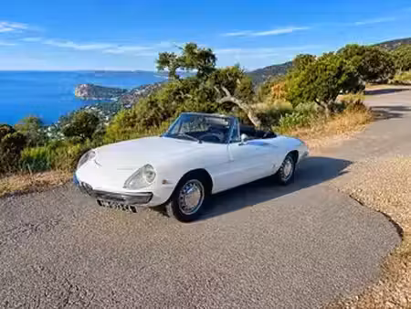 Alfa Romeo Giulia 1300 1.3