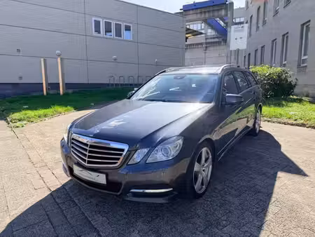 Mercedes-Benz Classe E E 300 V6 3.0 CDI 170