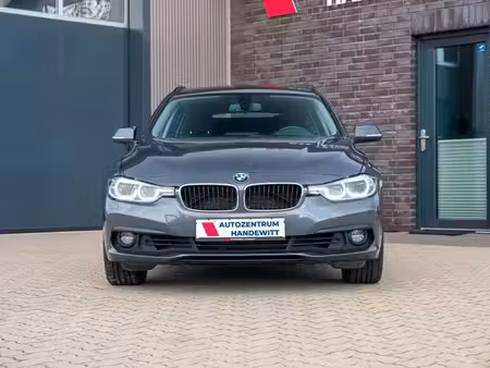 BMW Série 3 330d 3.0 258 Edition Avantage