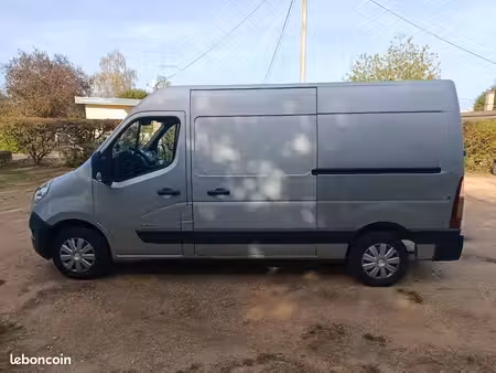 Renault Master dCi 100