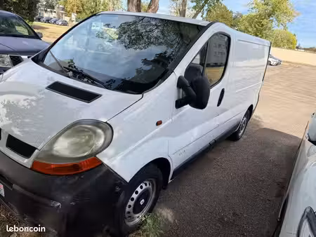 Renault Trafic 1.9 dCi 100