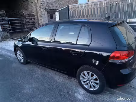 Volkswagen Golf 1.6 TDI 105