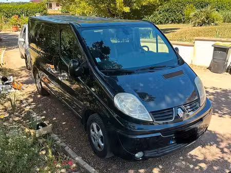 Renault Trafic 2.5 dCi 150