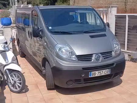 Renault Trafic 2.5 dCi 150
