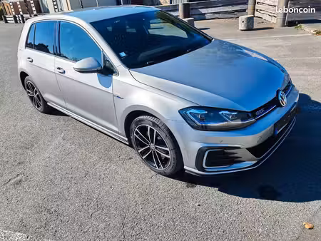 Volkswagen Golf GTE 1.4 204