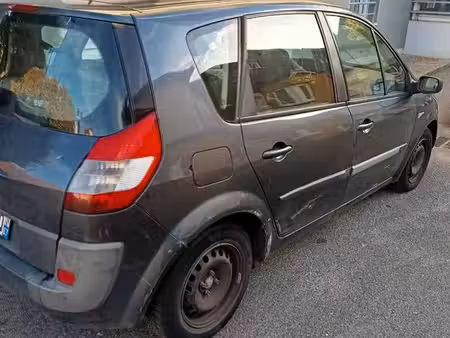 Renault Scénic 1.5 dCi 105