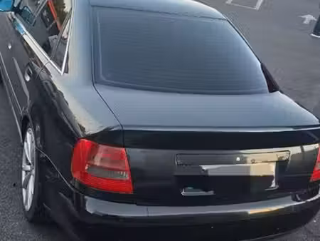 Audi A4 V6 2.5 TDI 150