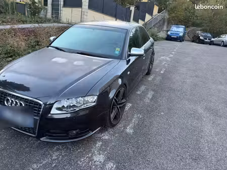 Audi A4 V6 3.0 TDI 233 quattro