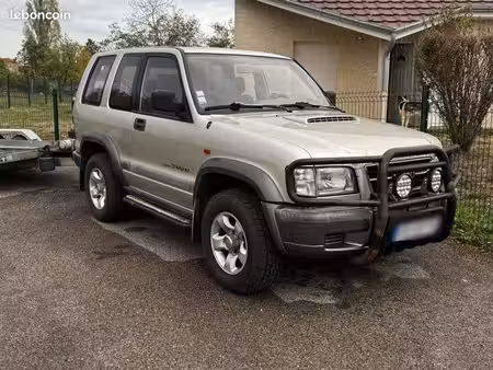 Isuzu Trooper V6 3.0 159