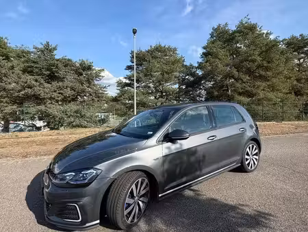 Volkswagen Golf GTE 1.4 204