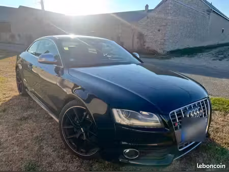 Audi A5 S5 V8 4.2 FSI 354 quattro