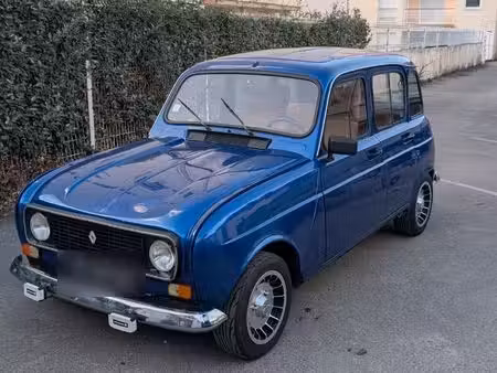 Renault R4 4L