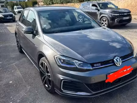 Volkswagen Golf GTE 1.4 245