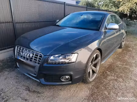 Audi A5 S5 V8 4.2 FSI 354 quattro