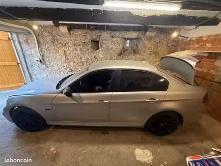 BMW Série 3 335d 3.0 286