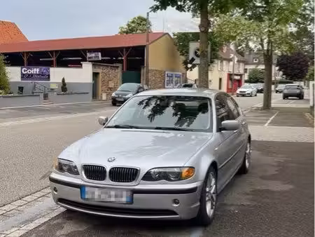 BMW Série 3 330d 3.0 183 Luxe
