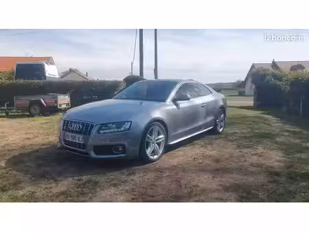 Audi A5 S5 V8 4.2 FSI 354 quattro