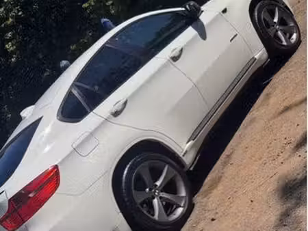 BMW X6 35d 3.5 286