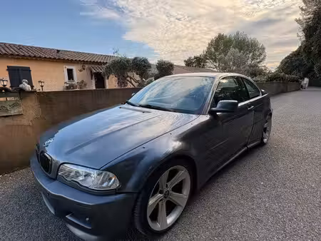 BMW Série 3 330i 3.0 231