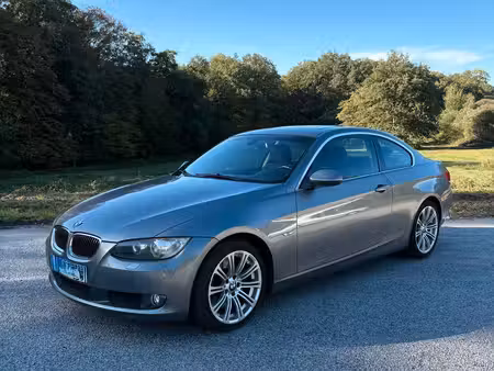 BMW Série 3 330d 3.0 231