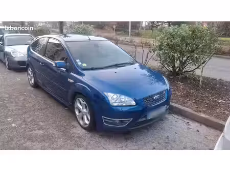 Ford Focus ST 2.5 225