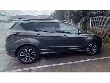 Ford Kuga 1.5 120 ST Line