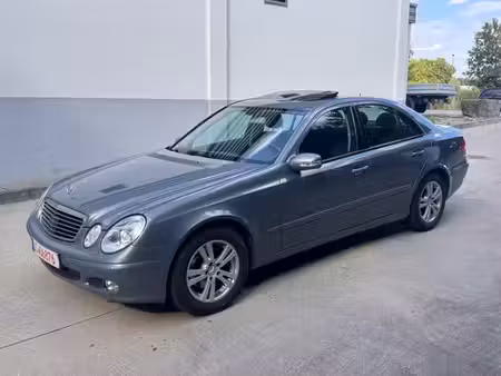 Mercedes-Benz Classe E E 200