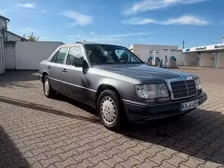 Mercedes-Benz Classe E 300 E