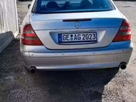 Mercedes-Benz Classe E E 240 V6 2.6 177