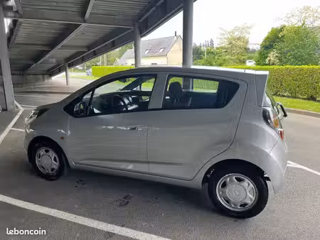 Chevrolet Spark 1.0 68 LS