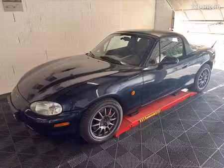 Mazda MX5 1.8 140