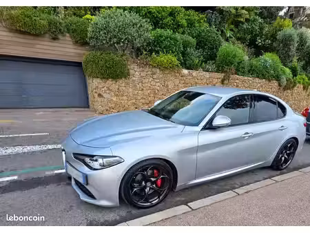 Alfa Romeo Giulia 2.0 200