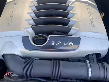 Porsche Cayenne V6 3.2 250 4x4