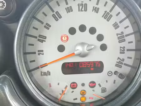 Mini Cabrio Cooper 1.6 115