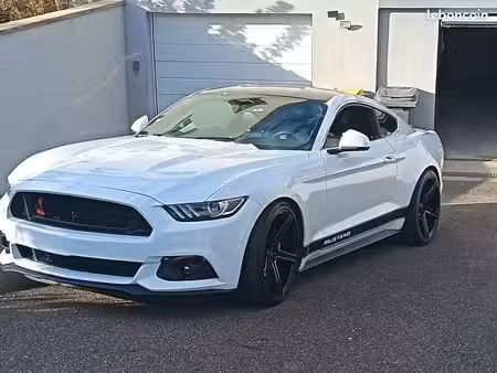 Ford Mustang Fastback 2.3 317