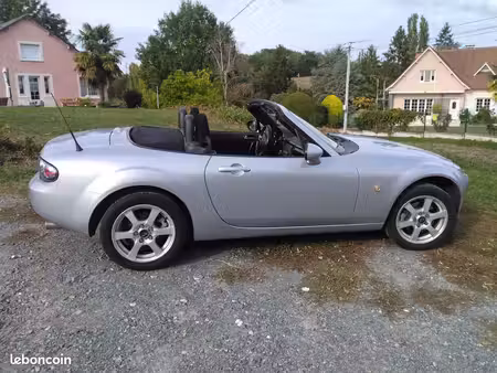 Mazda MX5 1.8 126