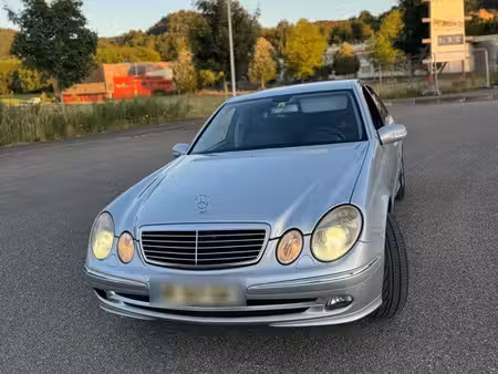 Mercedes-Benz Classe E E 200 V6 3.0 224