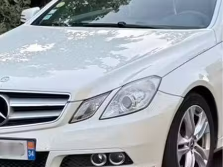 Mercedes-Benz Classe E E 220
