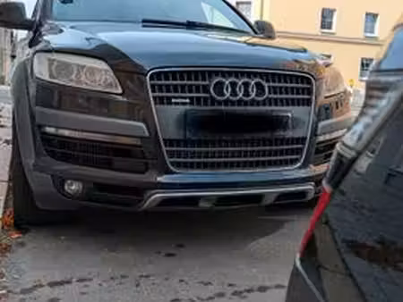 Audi A4 V8 4.2 TDI 240 quattro