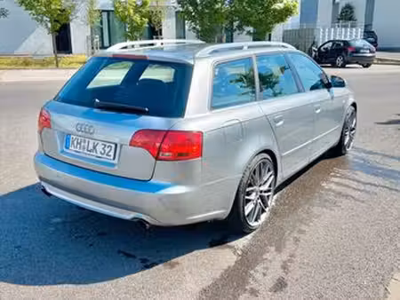Audi A4 V6 3.2 FSI 256 quattro