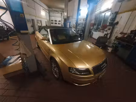 Audi A4 V6 2.4 170