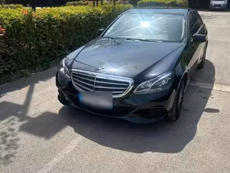 Mercedes-Benz Classe E E 200 2.1 136