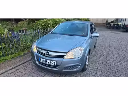 Opel Astra 1.4 90