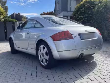 Audi TT 1.8