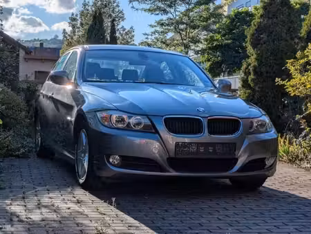 BMW Série 1 118i 2.0 143