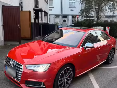 Audi A4 S4 V6 3.0 TFSI 354 quattro