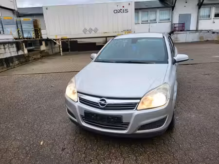 Opel Astra 1.6 105