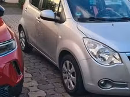 Opel Agila 