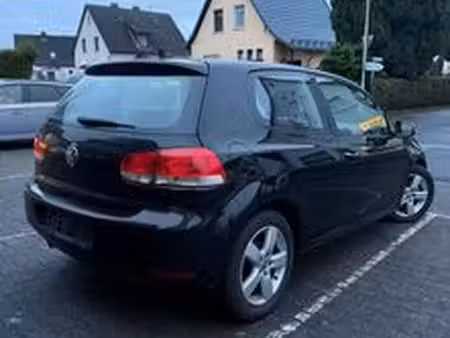 Volkswagen Golf 1.6 TDI 105