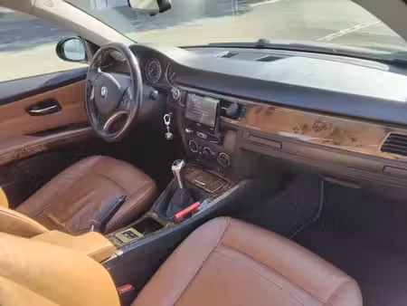 BMW Série 3 330i 3.0 272